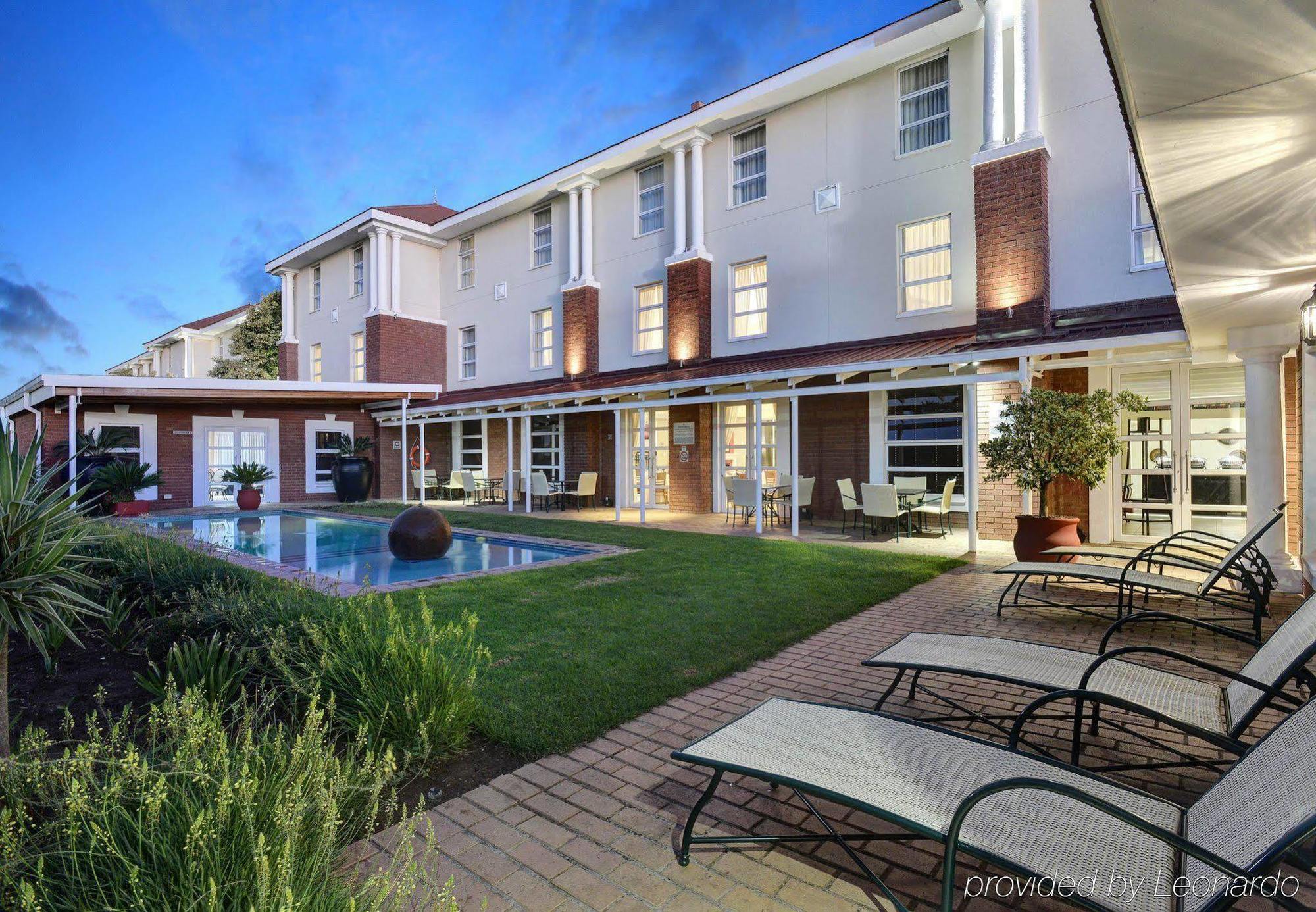 Protea Hotel by Marriott Mahikeng Mafikeng Bagian luar foto