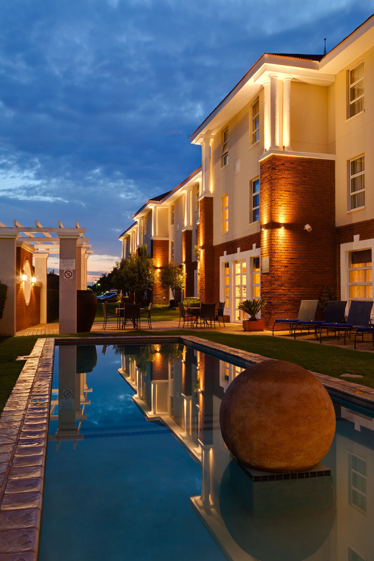 Protea Hotel by Marriott Mahikeng Mafikeng Bagian luar foto