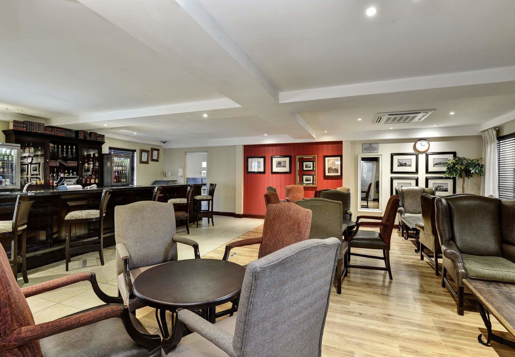 Protea Hotel by Marriott Mahikeng Mafikeng Bagian luar foto